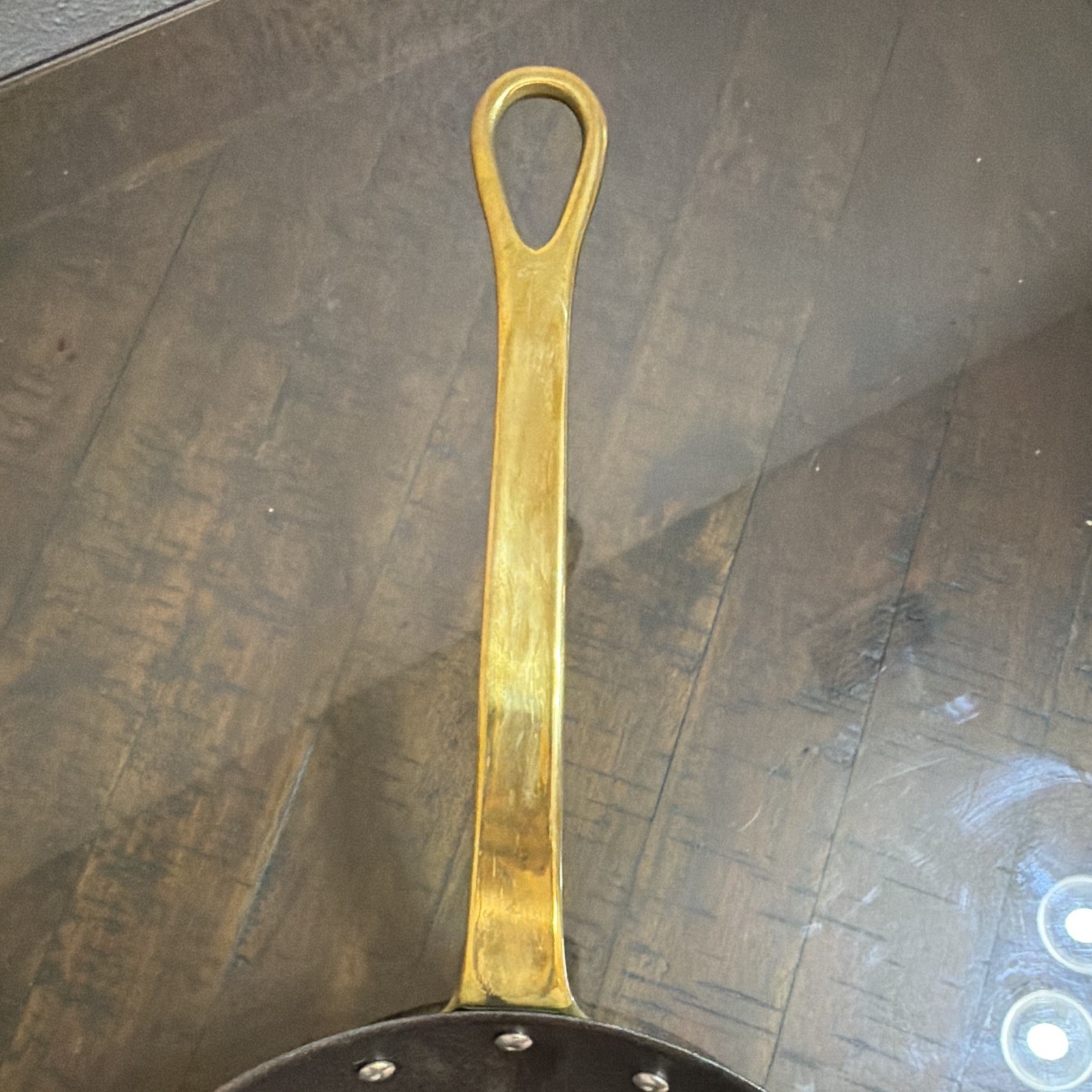 Made In | Tom Colicchio Carbon Steel Non-Stick Frying Pan 9″ | Brass Handle