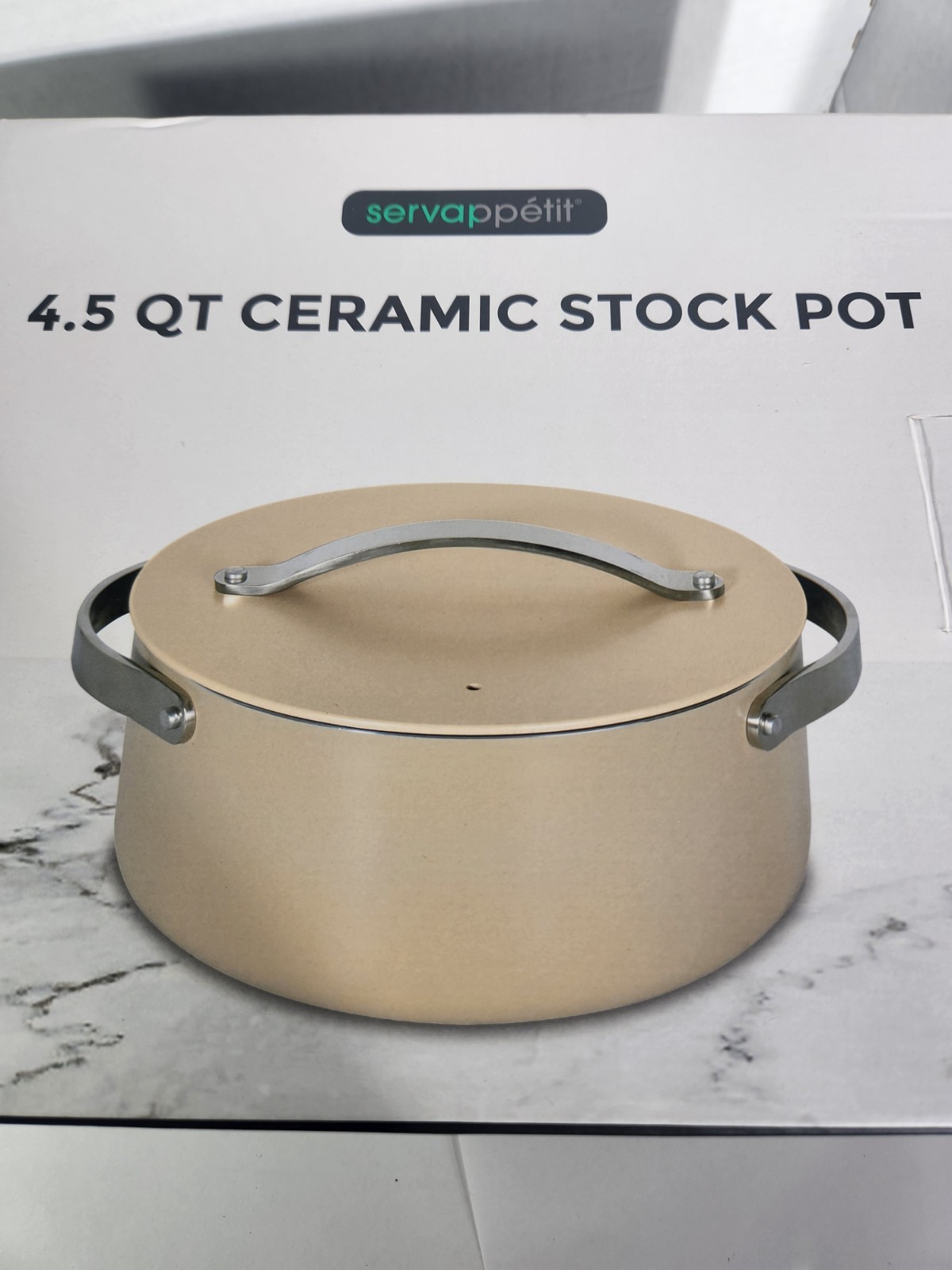 Stock Pot 4.5 Qt New In Box. Servappetit Ceramic Beige with lid and handles.