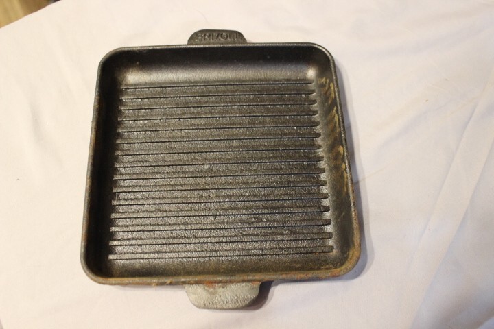 Brizoll Cast Iron Grille 7.5 Inch Made In Ukraine Excellent Used Condition