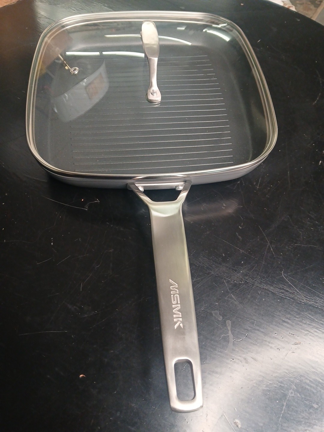 Square Grill Pan with Lid, 11 Inch Titanium and Ceramic Nonstick Grilling Sk…