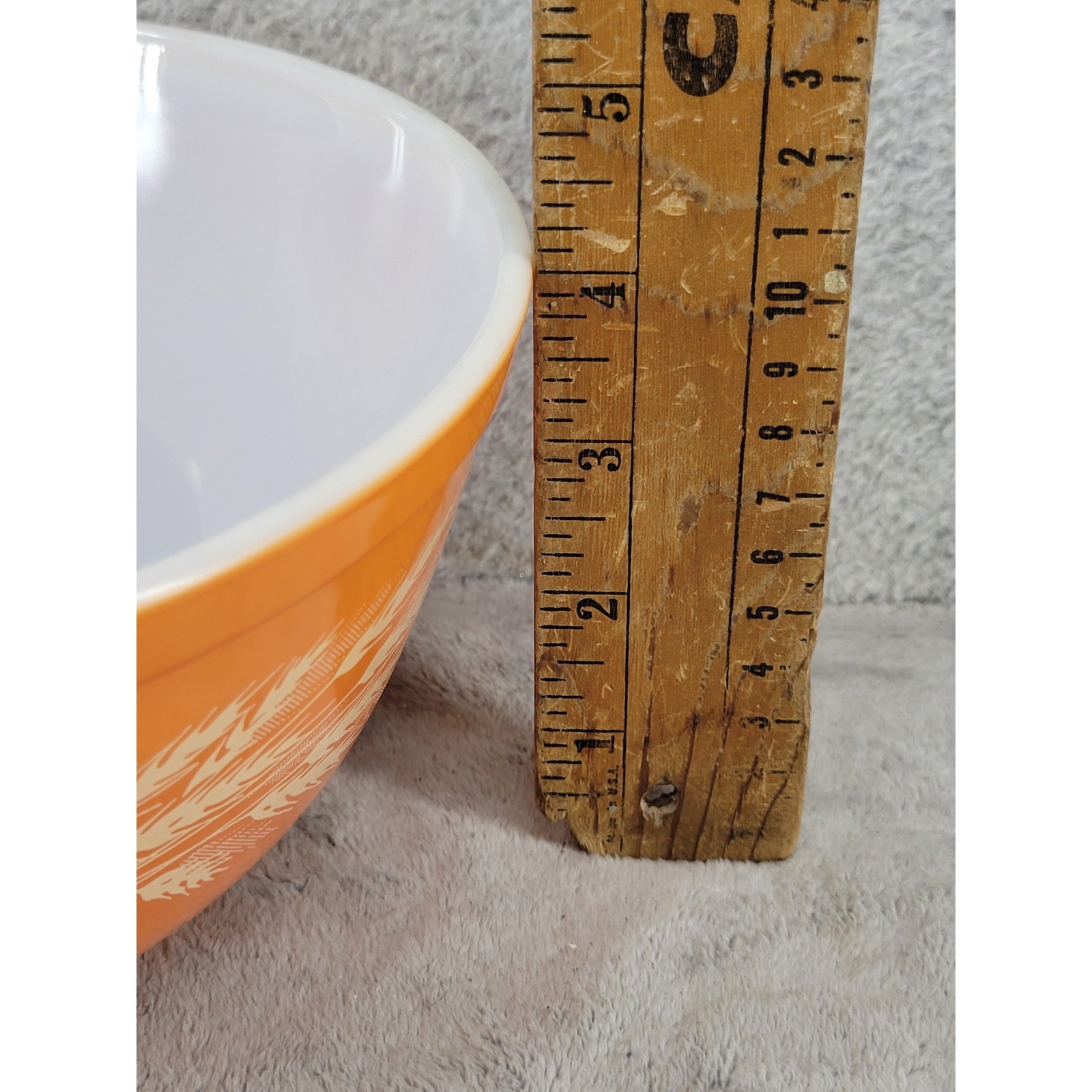 Pyrex 403 Autumn Harvest Wheat Orange Milk Glass Mixing Bowl 2.5 Qt Vintage USA
