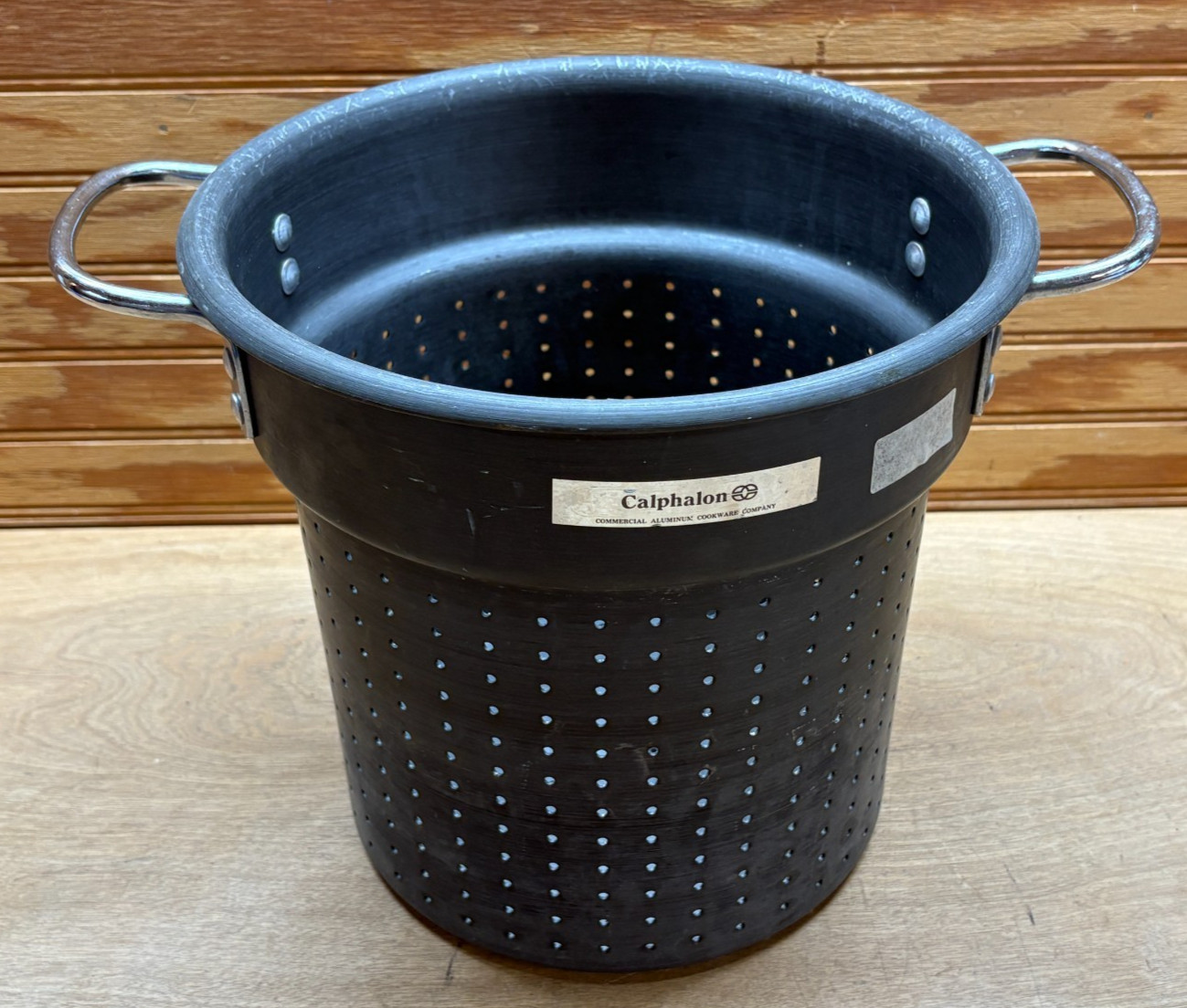 Calphalon Hard Anodized Aluminum Strainer Steamer Insert for 812 12qt Stock Pot