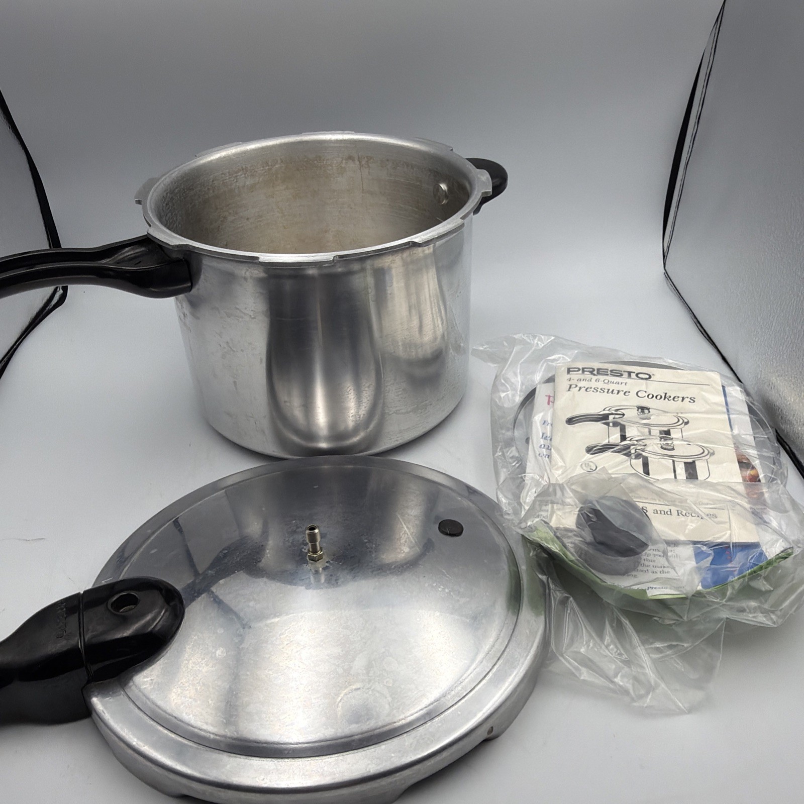 Presto 6 Qt. Aluminum Pressure Cooker 01264 Presto 01264 Used With Box