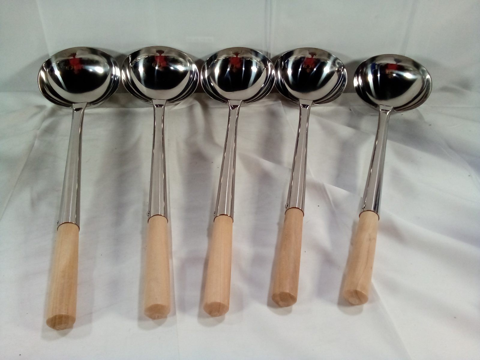 Emperor’s Select Lot of 5 Wok Ladles 7.5oz Stainless Steel 17.5″ Wooden Handle
