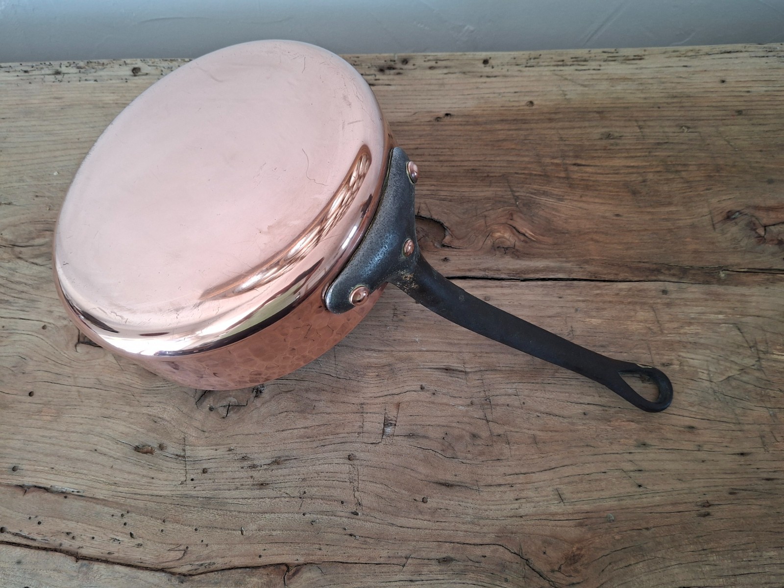 VINTAGE COPPER SAUTE PAN VILLEDIEU HAMMERED 3 mm TOQUE