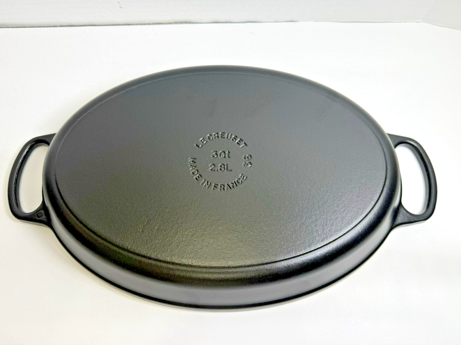LE CREUSET 3 QT 2.8L Signature Noir Matte Black Oval Cast Iron Baker Enameled