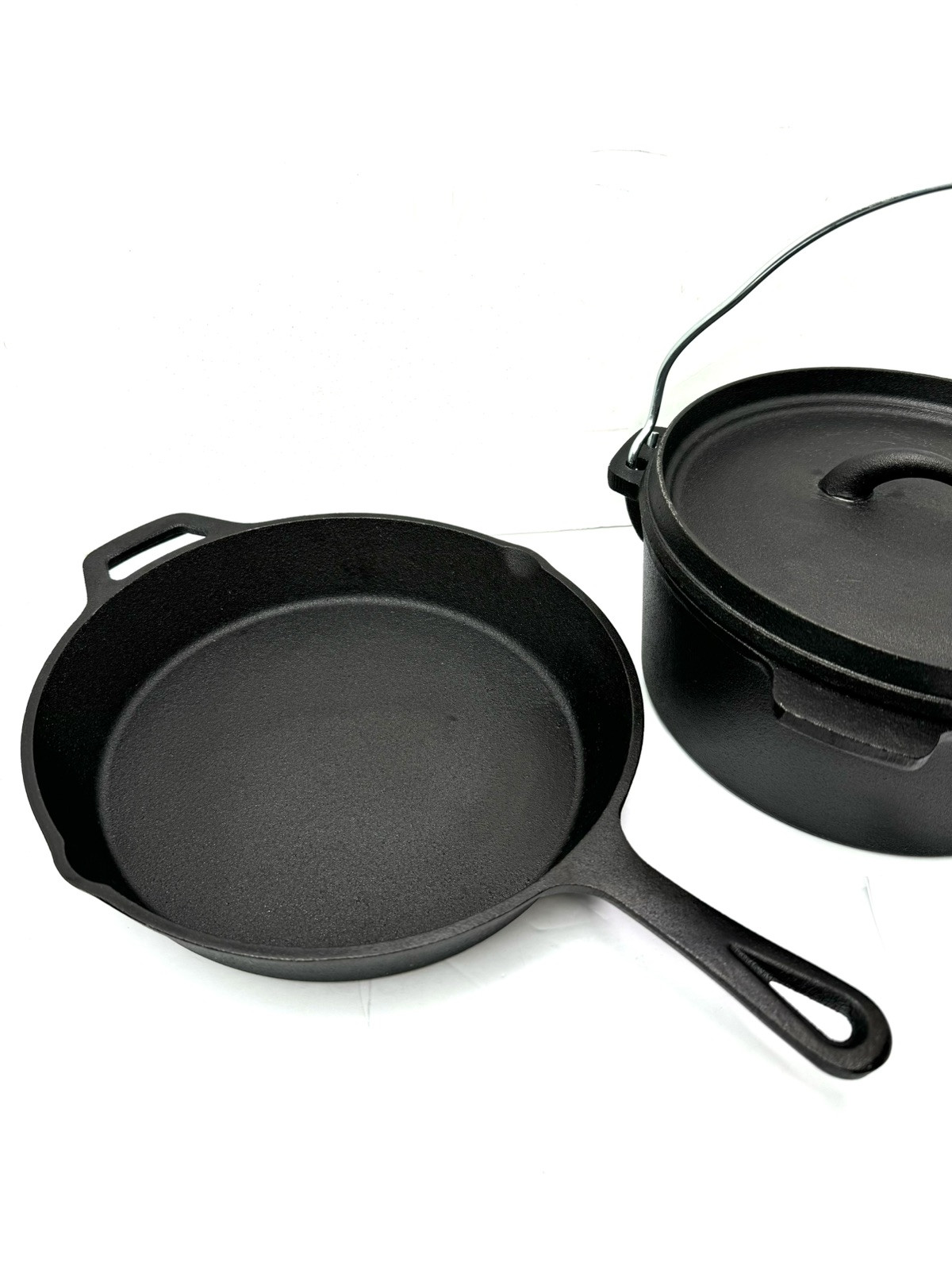 MegaChef Assorted Pre-Seasoned OVEN SAFE, Cast Iron Cookware Set,3 Piece, Black