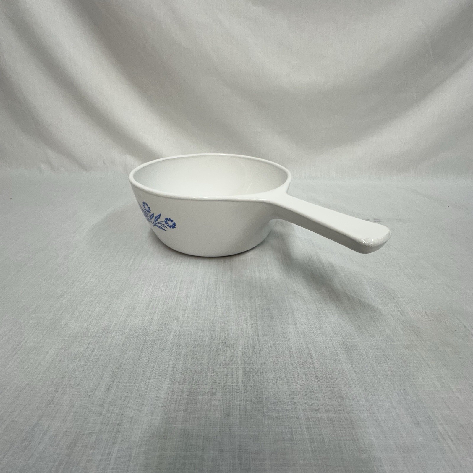 Corning Ware Saucepan Cornflower P82B Vintage 1970 Range Oven Microwave Safe