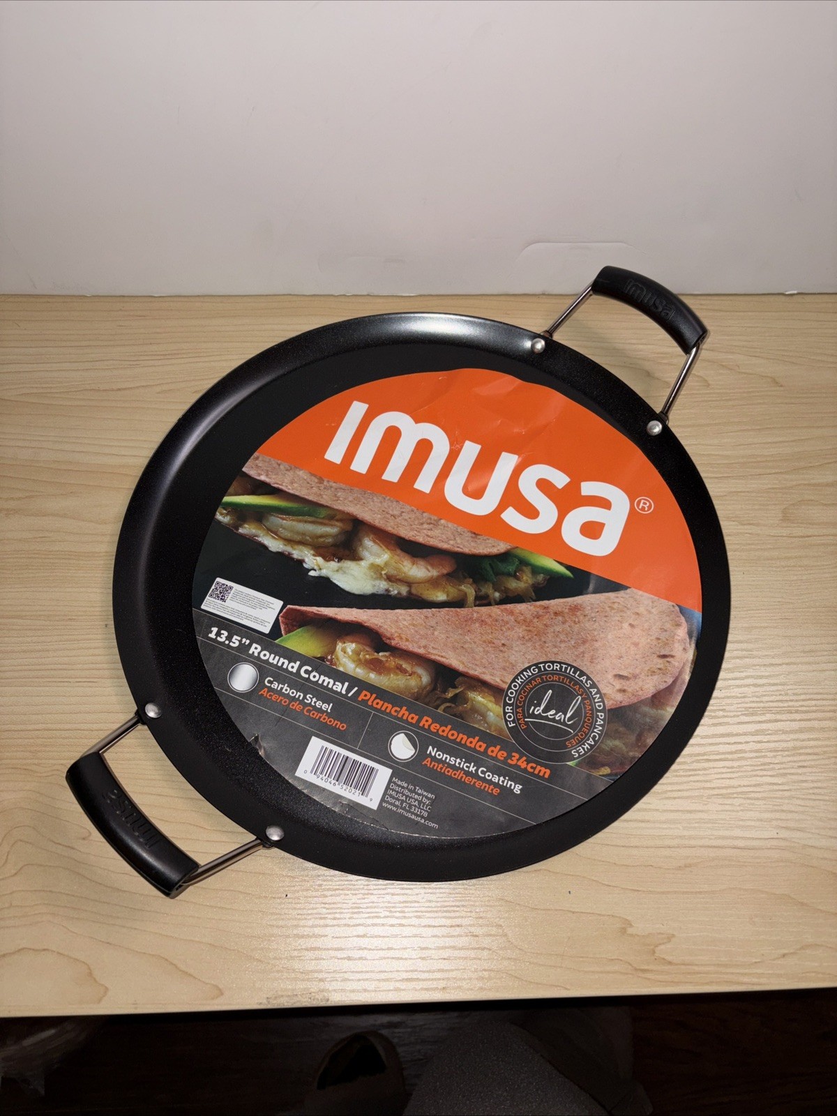IMUSA 13.5in Carbon Steel Nonstick Round Comal with Metal Handles, Black