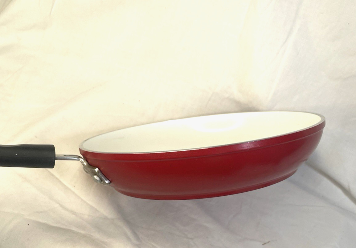 Cuisinart Skillet 10″ Non Stick White & Red – Model# 5922-24R Pan