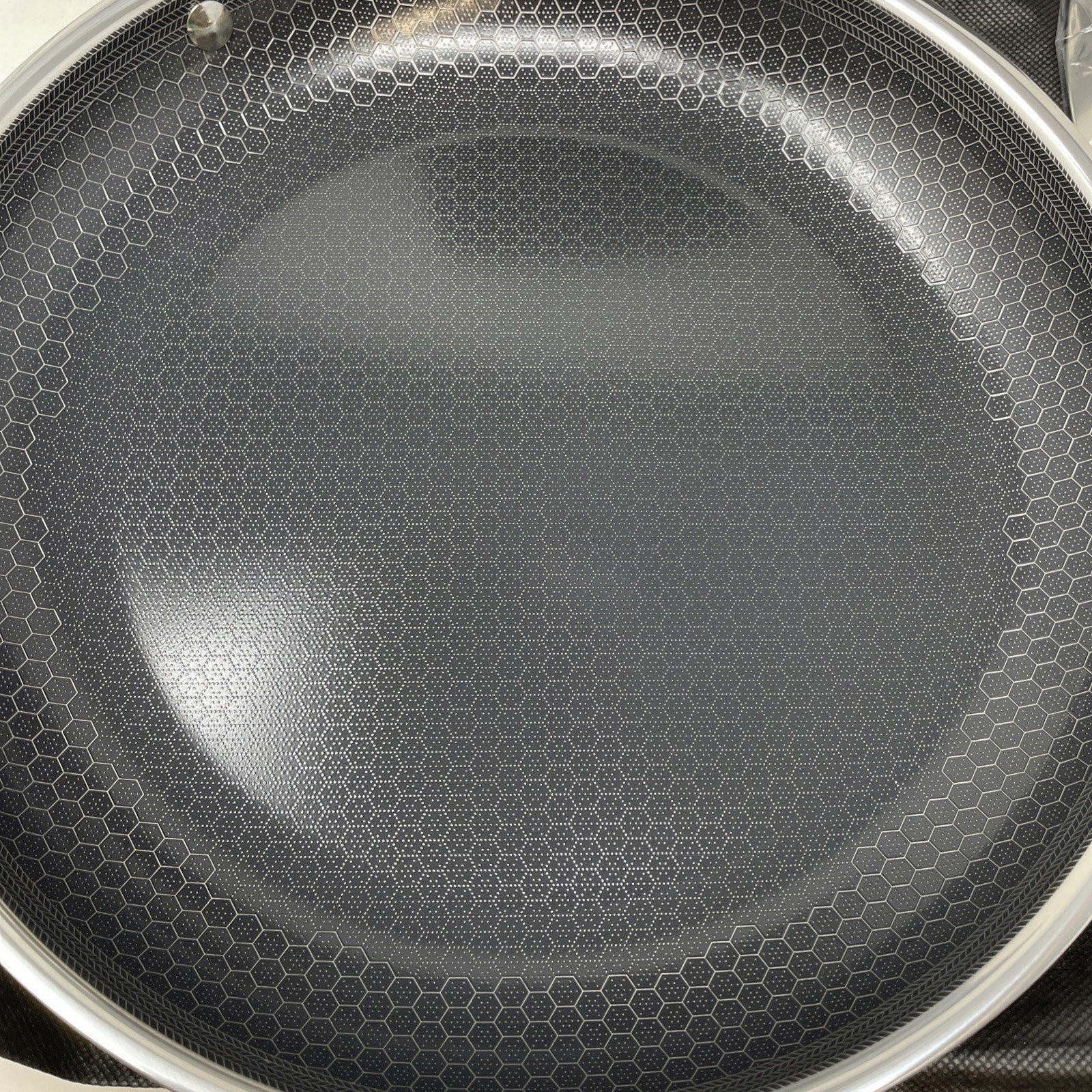HexClad 12″ Hybrid Fry Frying Pan & Storage Bag TerraBond Nonstick Gordon Ramsay