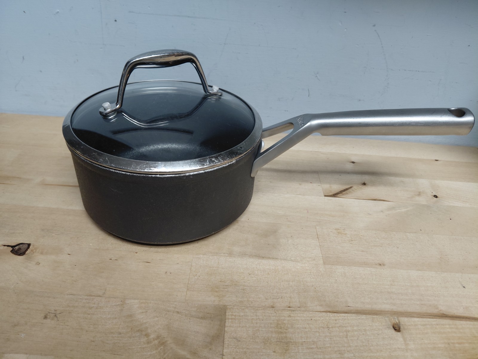 Ninja Foodi NeverStick 1.5 Qt 1.4 L Sauce Pot Pan Black with Tempered Glass Lid