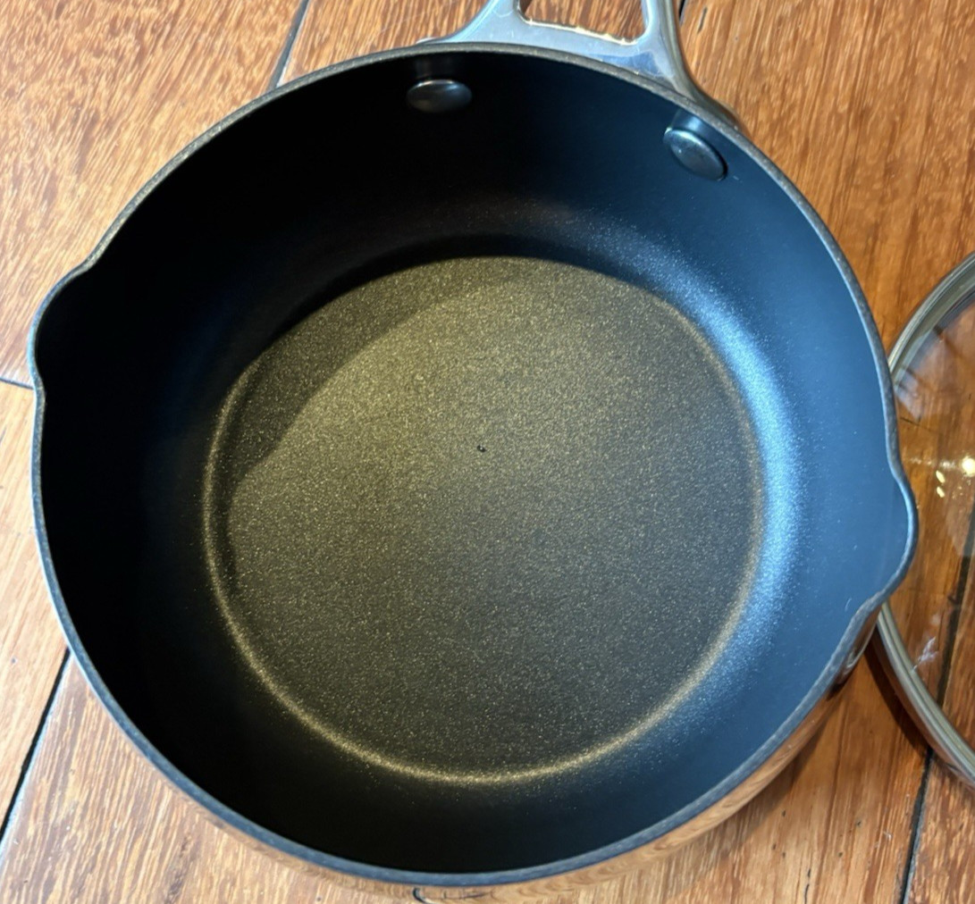 Tupperware Chef Series Non Stick 1 Qt 1.0LSauce Pan Stainless Steel Glass Lid