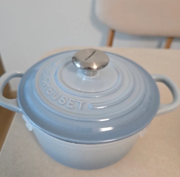 Le Creuset Enamelled Cast Iron Round Dutch Oven Casserole Pot Multi Color 14cm