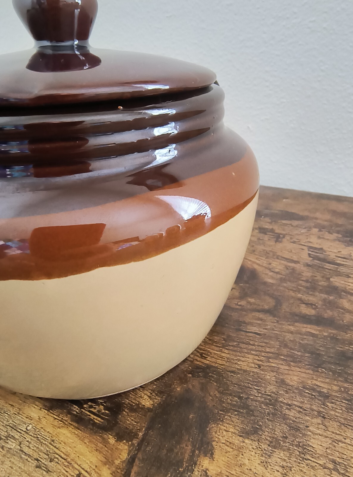 Baked Beans Double Handle 3-tone Brown Stoneware Pottery Pot with Lid, No Chips