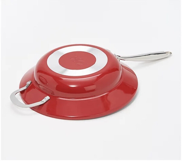 Fusionware 2-qt Nonstick Skillet with Helper Handle. Red – NEW