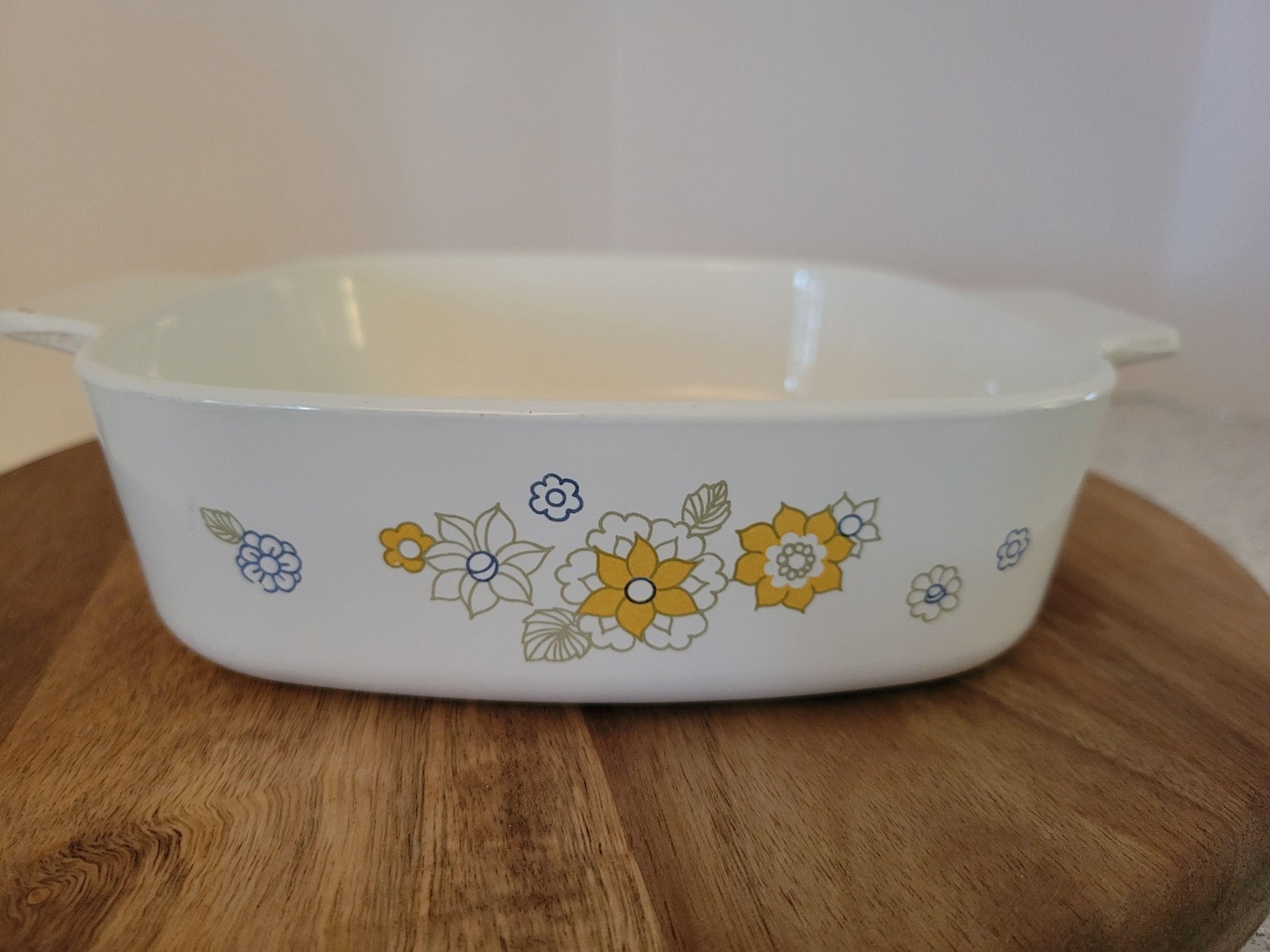 Vintage CorningWare A-1-B 1 Qt White Floral Yellow Blue Casserole Dish USA