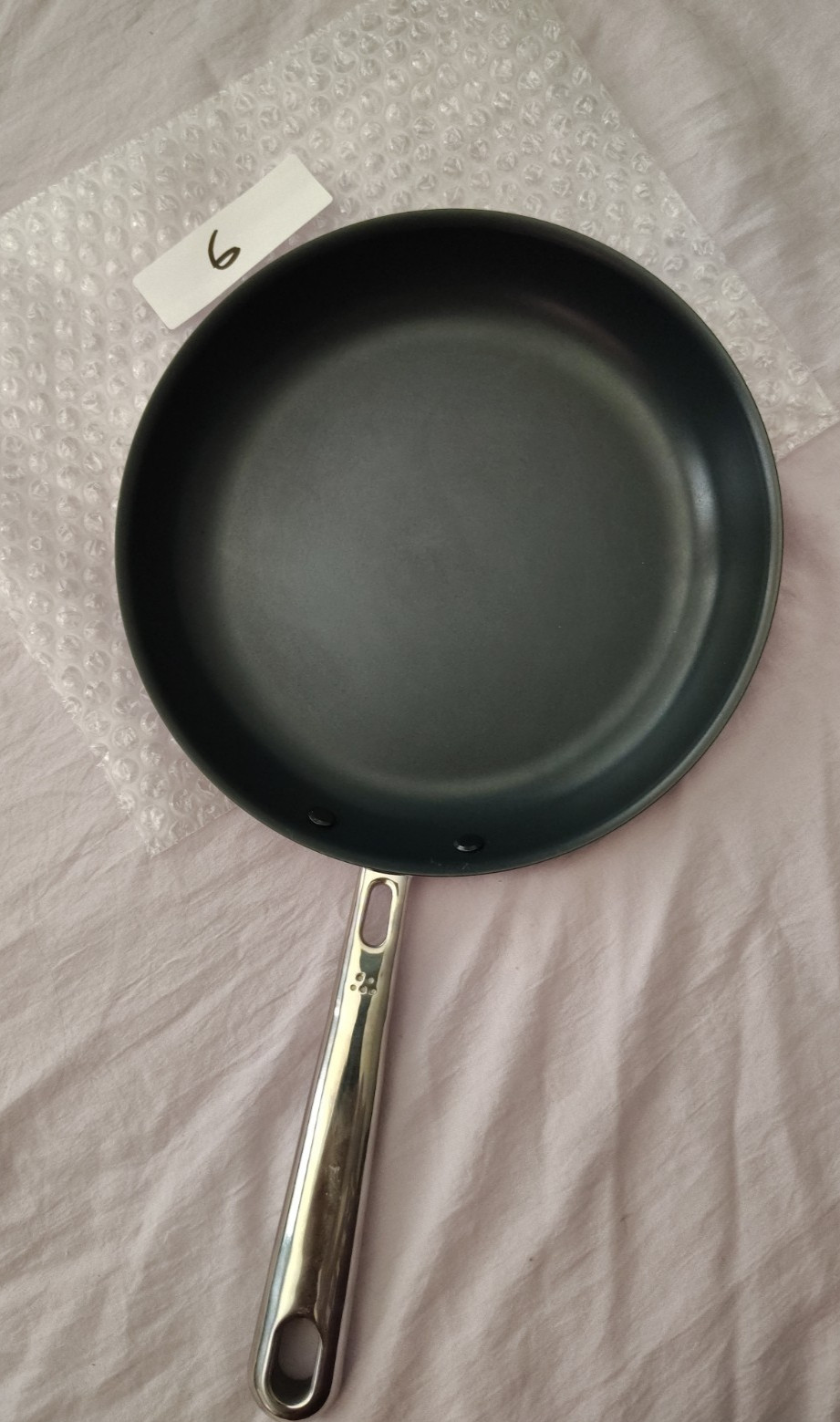 Misen Carbon Nitrided Nonstick Frying Saute Skillet 3 Ply Steel 8″ Pan 6