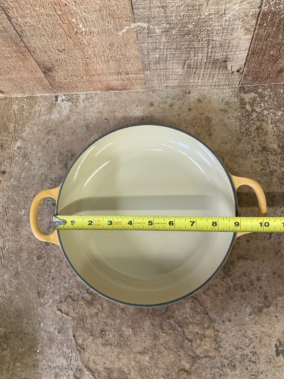 Le Creuset Shallow Casserole Braiser 22cm 8-2/3in 1.5Qt Enamel Cast Iron