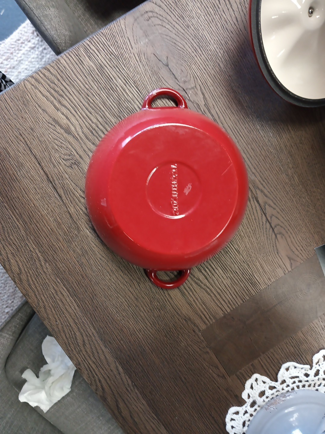 Technique Brand Cast Iron/Enamel Dutch Oven Red Tomato/Apple