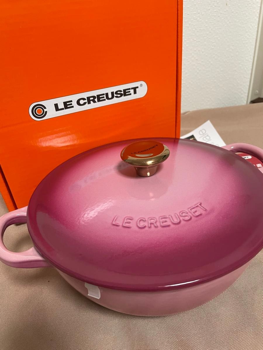 Le Creuset Marmite 22cm 2.6L Berry Pink Soup Pot Black Matte Enamel Cast Iron