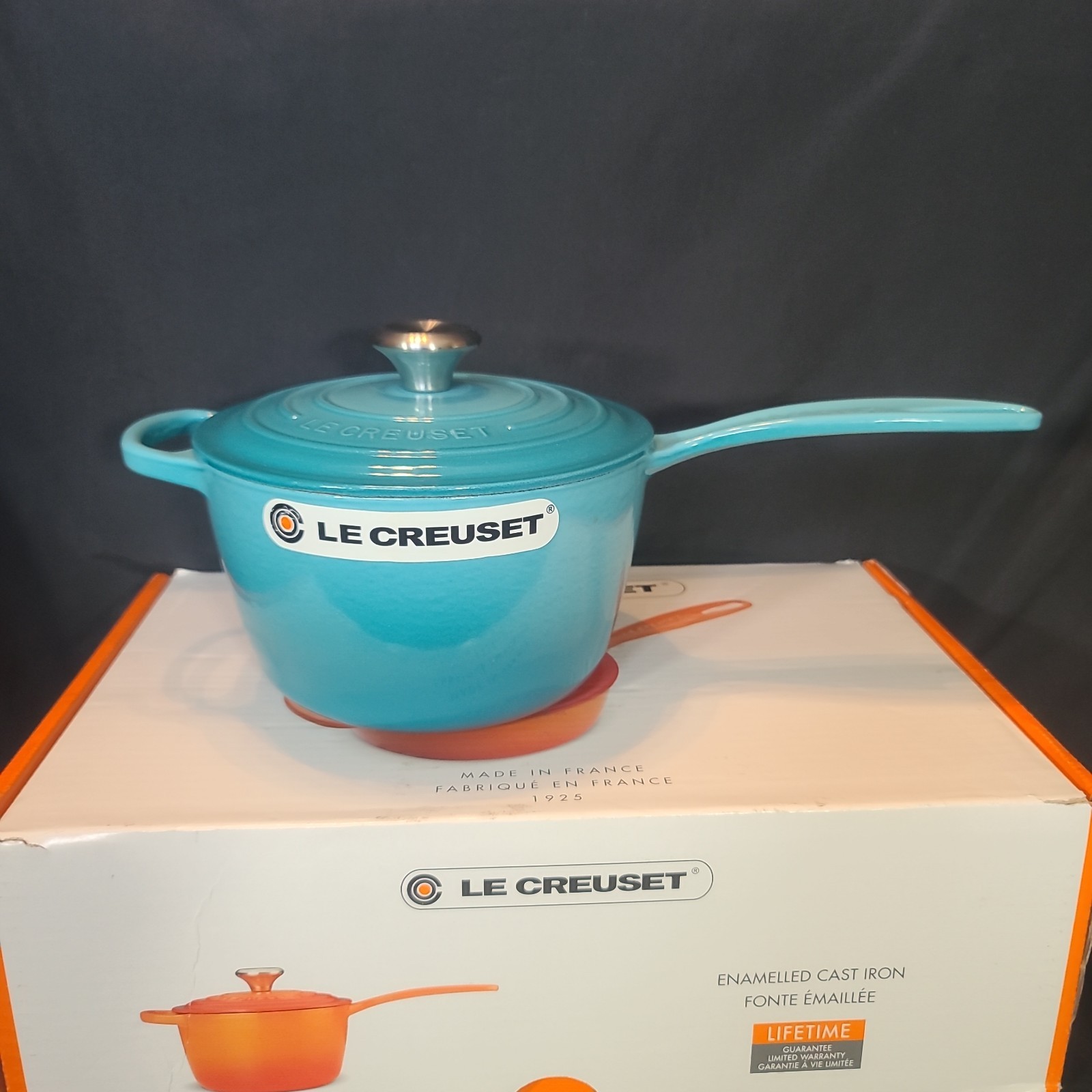 Le Creuset Signature Cast Iron 2.25 Quart Saucepan in Caribben Teal