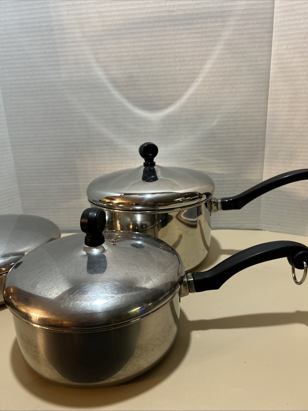 6 Piece Farberware Set Of Aluminum Clad Stainless Steel Pots And Lids