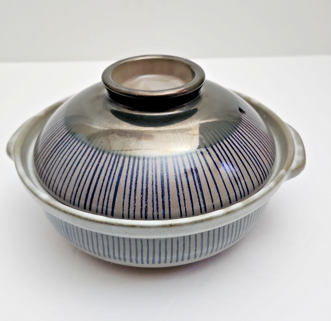 Japanese Donabe Clay Pot Daikoku Banko Ware 7″ Striped w/ Lid, READ