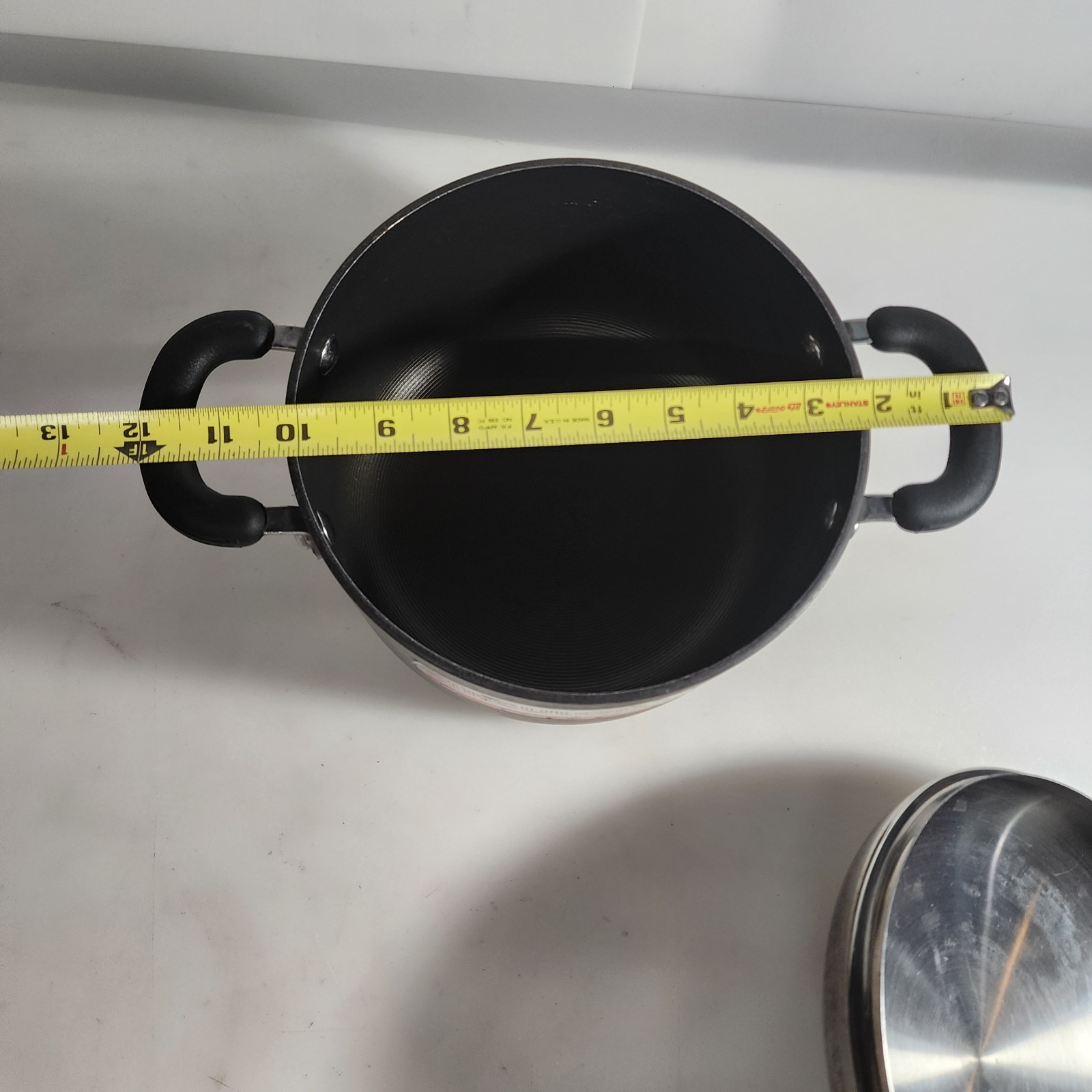 Circulon Meyer Stock Pot Pan 3.5 QT. Hard Anodized Non-Stick with Dome Lid