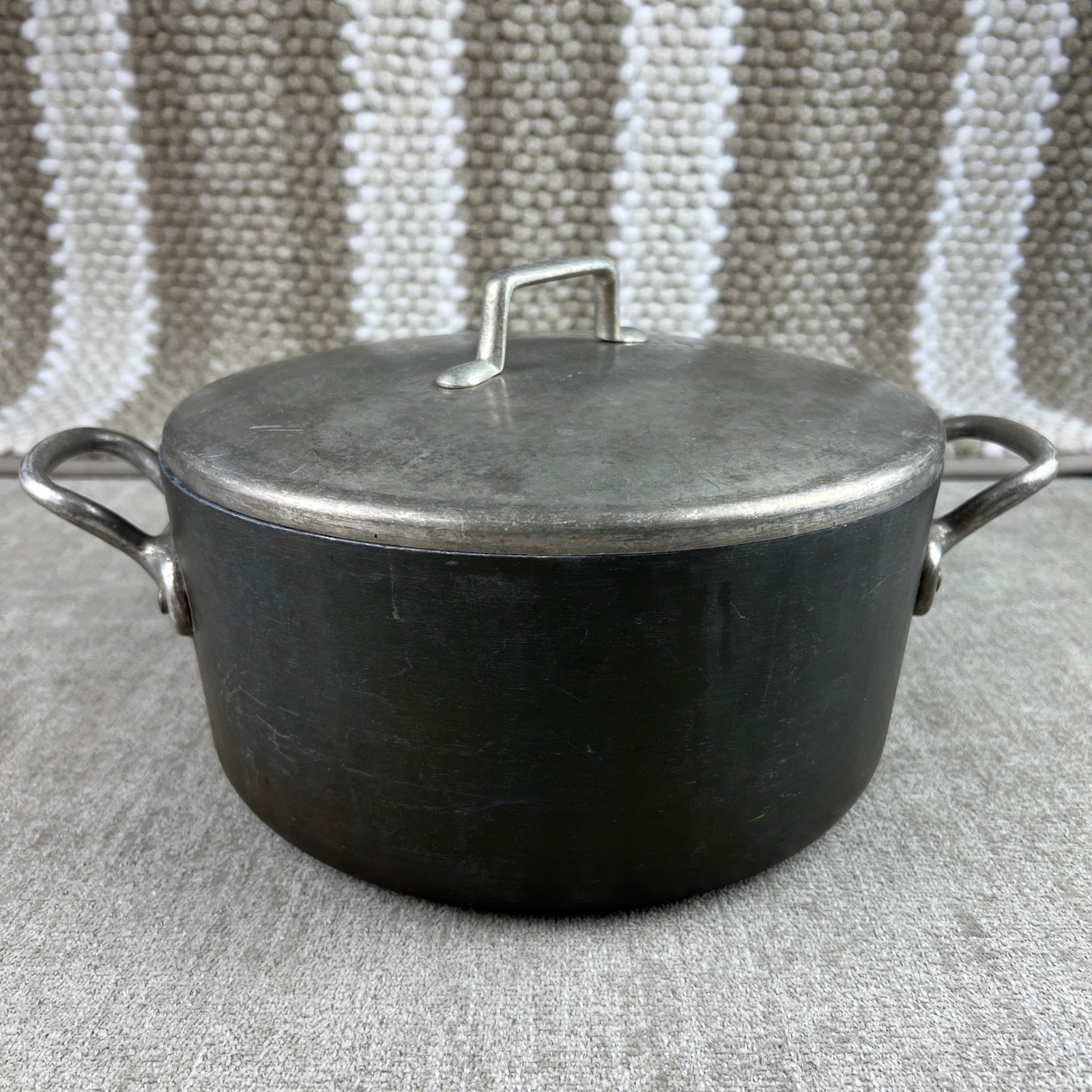 Magnalite GHC Dutch Oven 5 Quart Dark Gray Hard Anodized Cast Aluminum USA Made