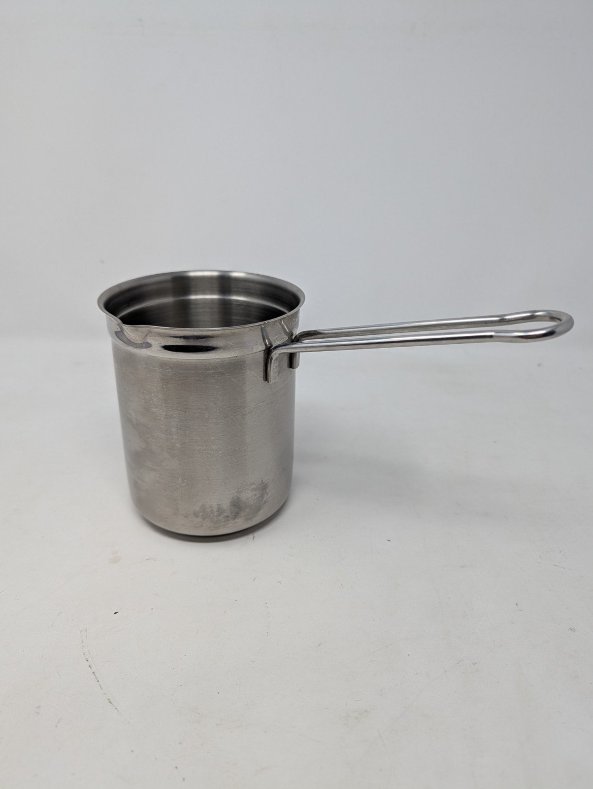 Stainless Steel 1Qt. Pourspout Saucepan Gourmet Standard
