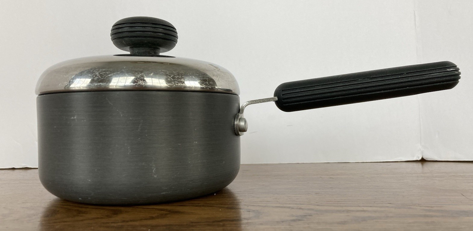 Meyer Circulon 1 QT/0.9L Hi-Low System Anodized Saucepan w/ Chrome Lid EUC