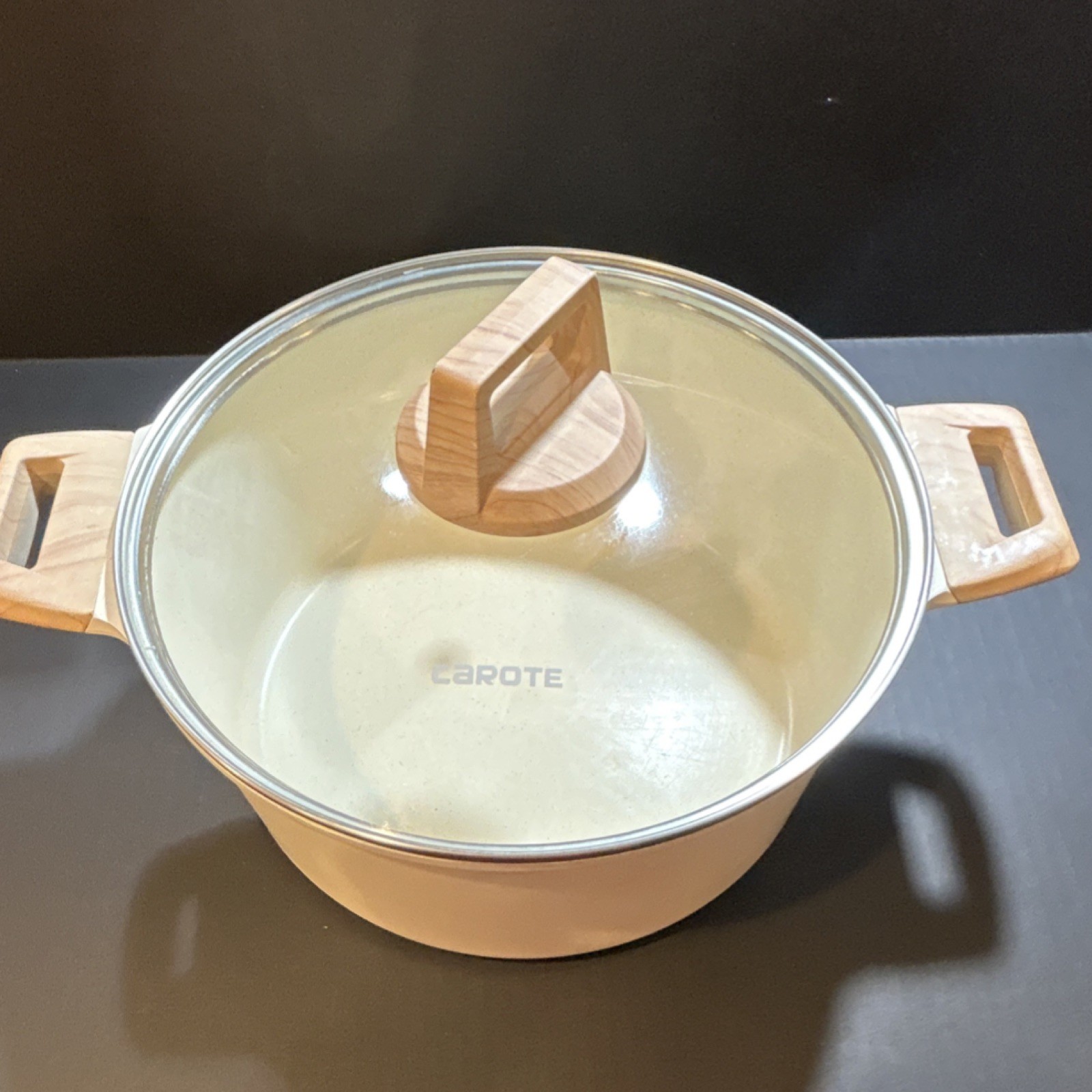 CAROTE Ceramic Coated Aluminum Casserole with Lid Beige Double Handle 10″ Round