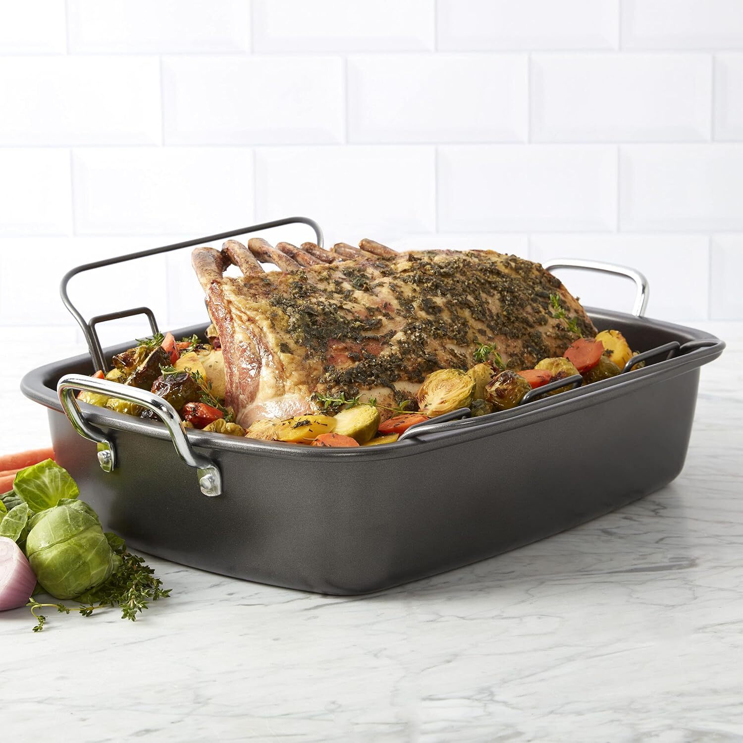 Nonstick Roaster with Floating Rack, 18-Inch-by-13-Inch, Black