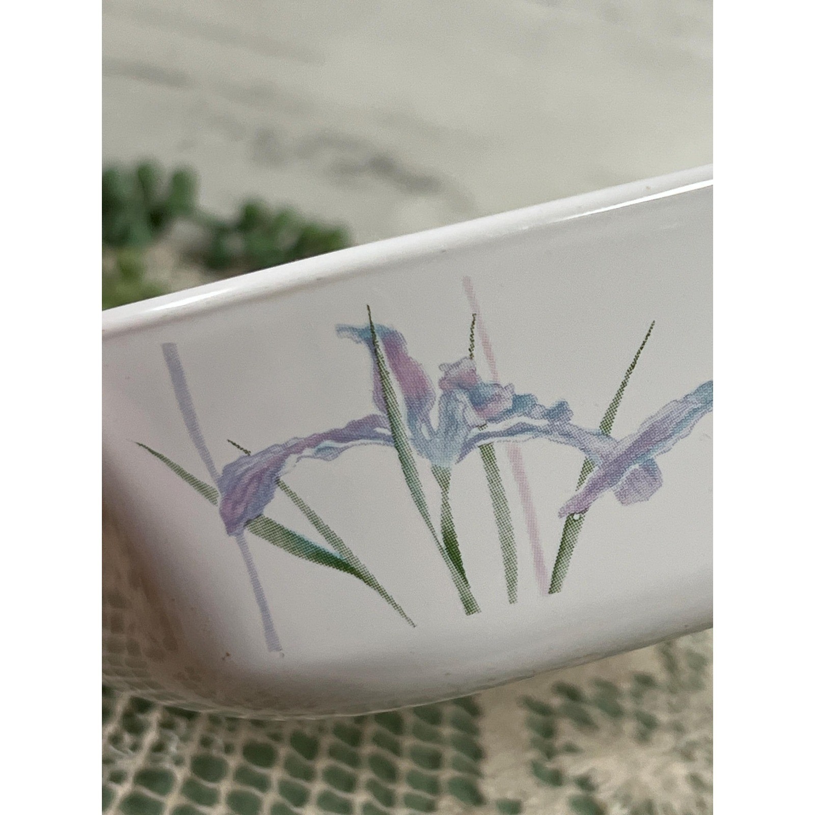 Corning Iris A-1-B with A 1 PC Plastic Lid 1 Liter Baking Dish