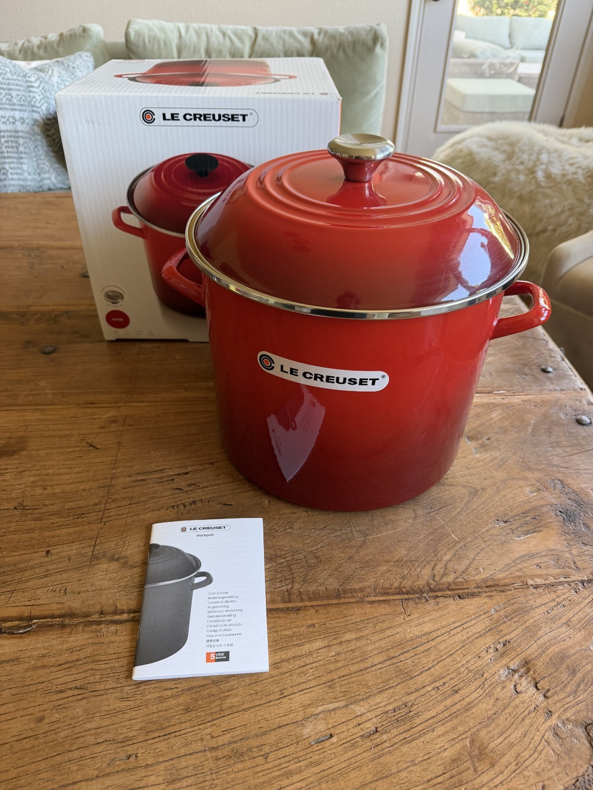 Le Creuset Enamel On Steel 16. qt 28 cm Stockpot Cerise Cherry Red NEW NIB