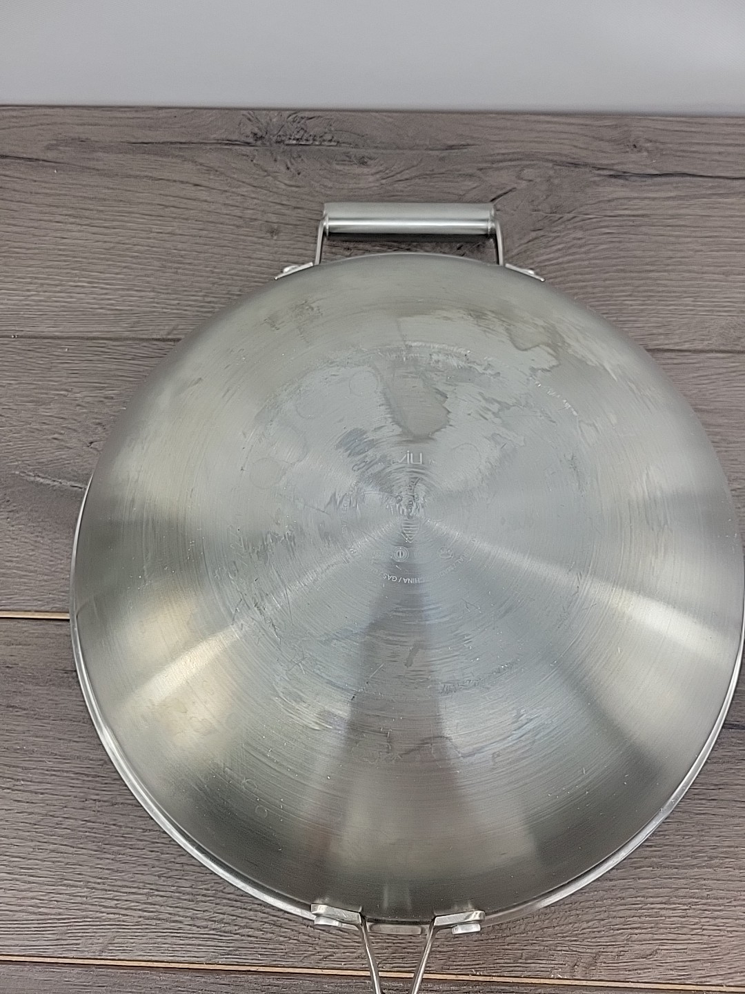 MIU – Wok 13in Tri-Ply Clad Stainless Steel w/ Lid & Spatula | Used