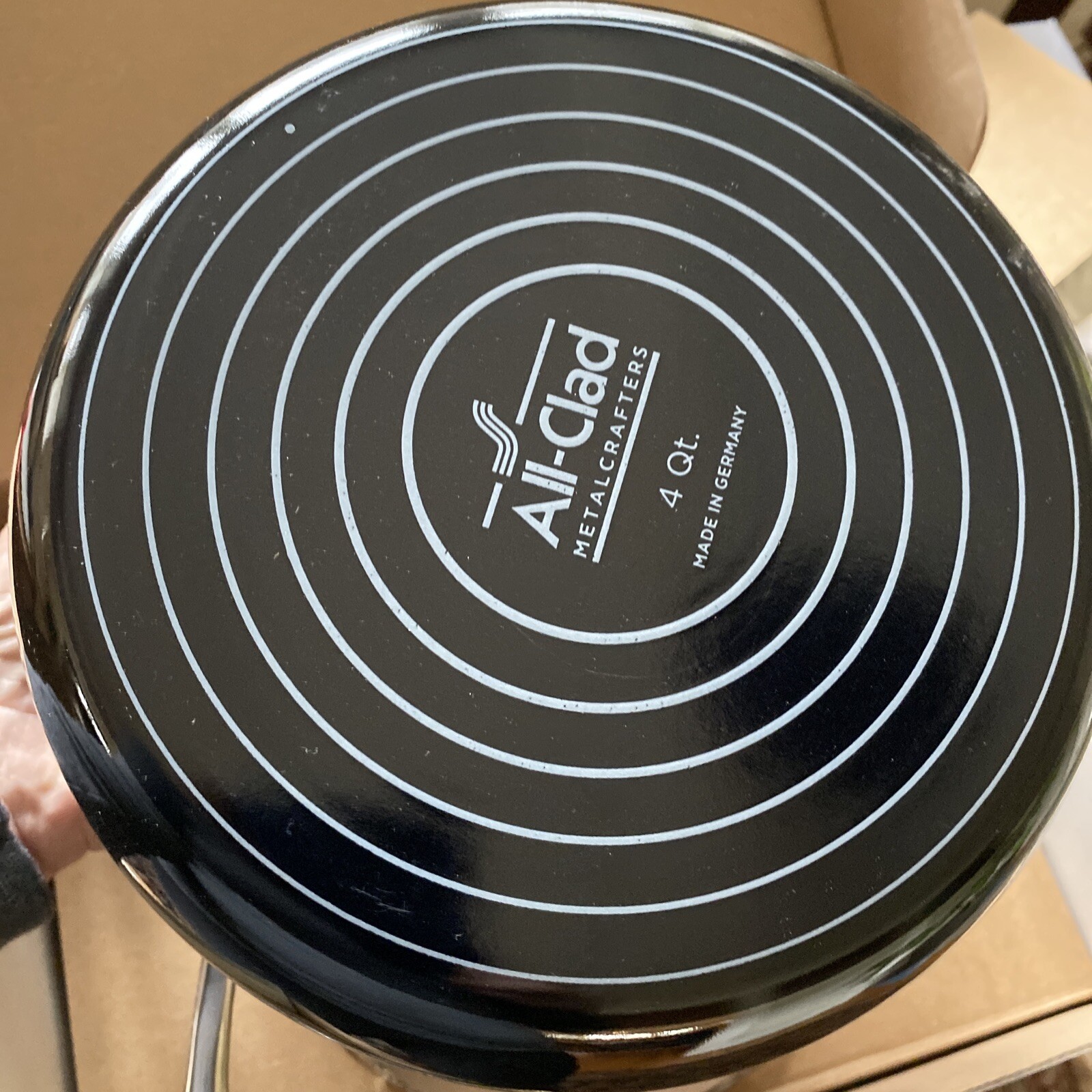 All-Clad FUSIONTEC™ 4 Qt. Soup Pot with lid (ONYX ) $325- Germany