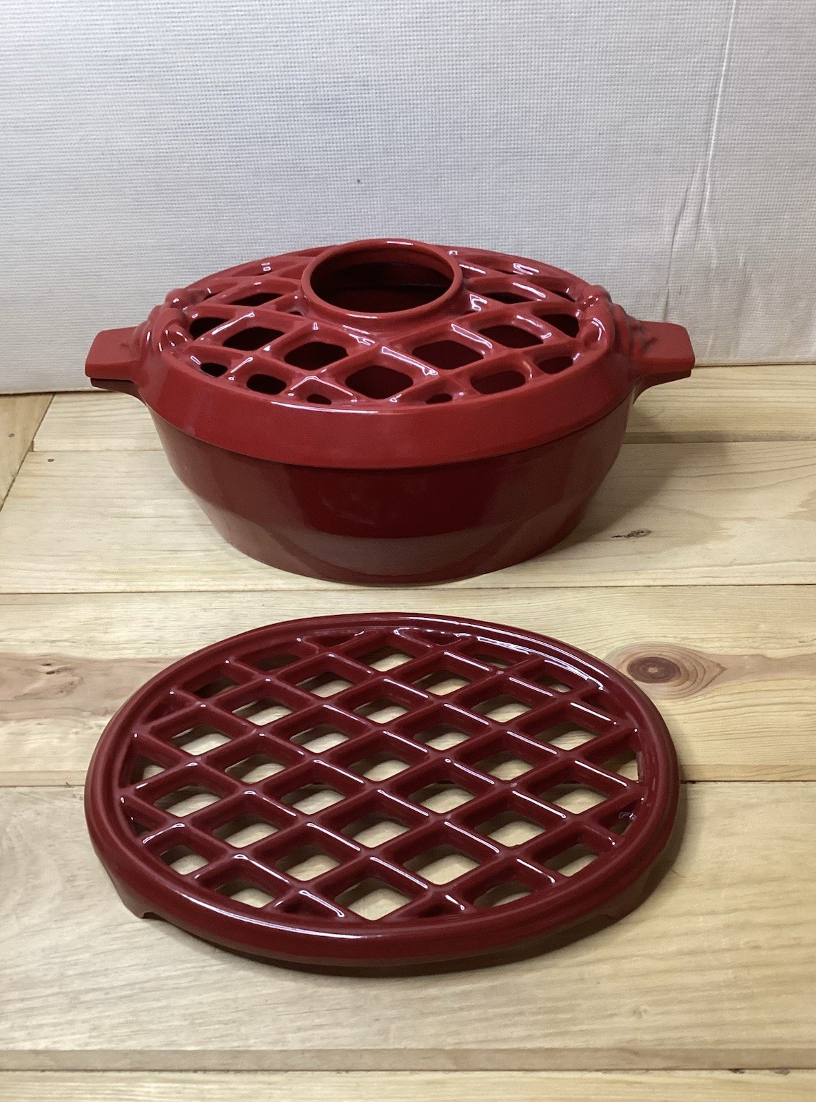 Cast Iron Wood Stove Steamer Pot – Fireplace Humidifier red enamel John Wright