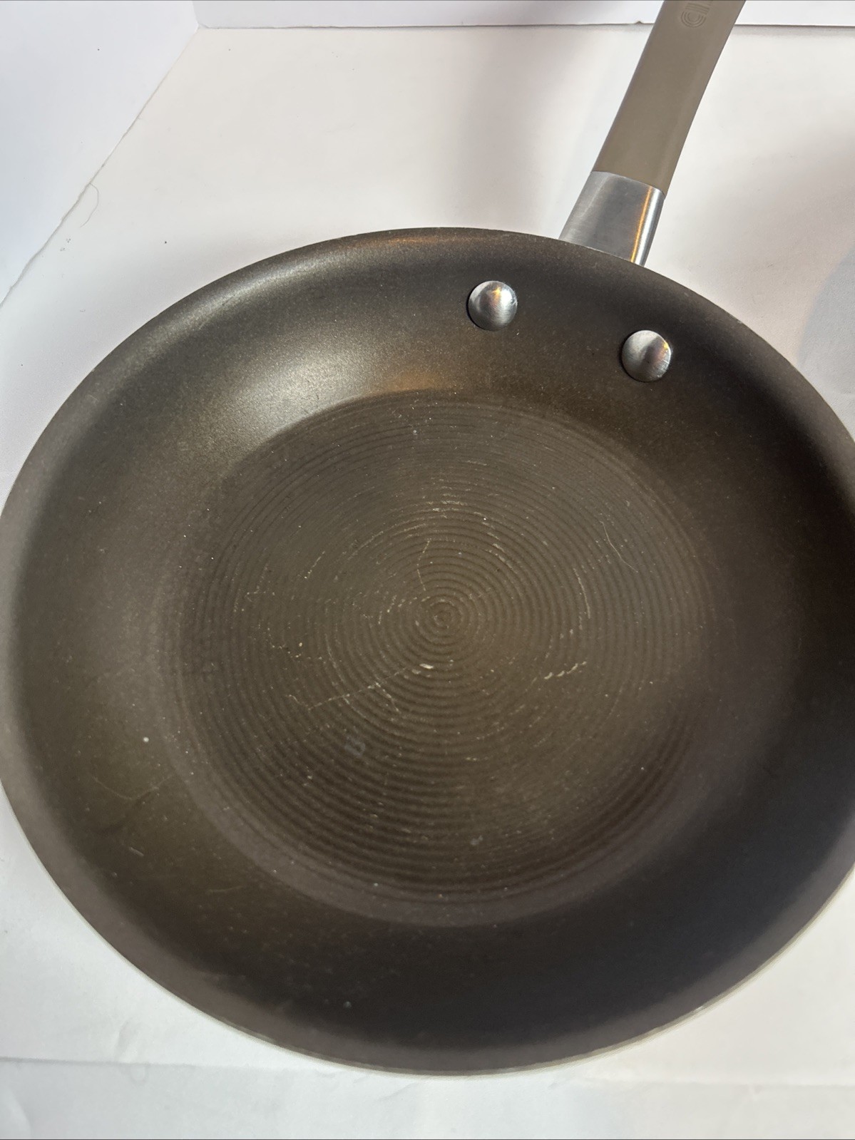 Circulon Premier Professional 8.5” & 10″ Frying Pan Set (10 Needs Cleaning)