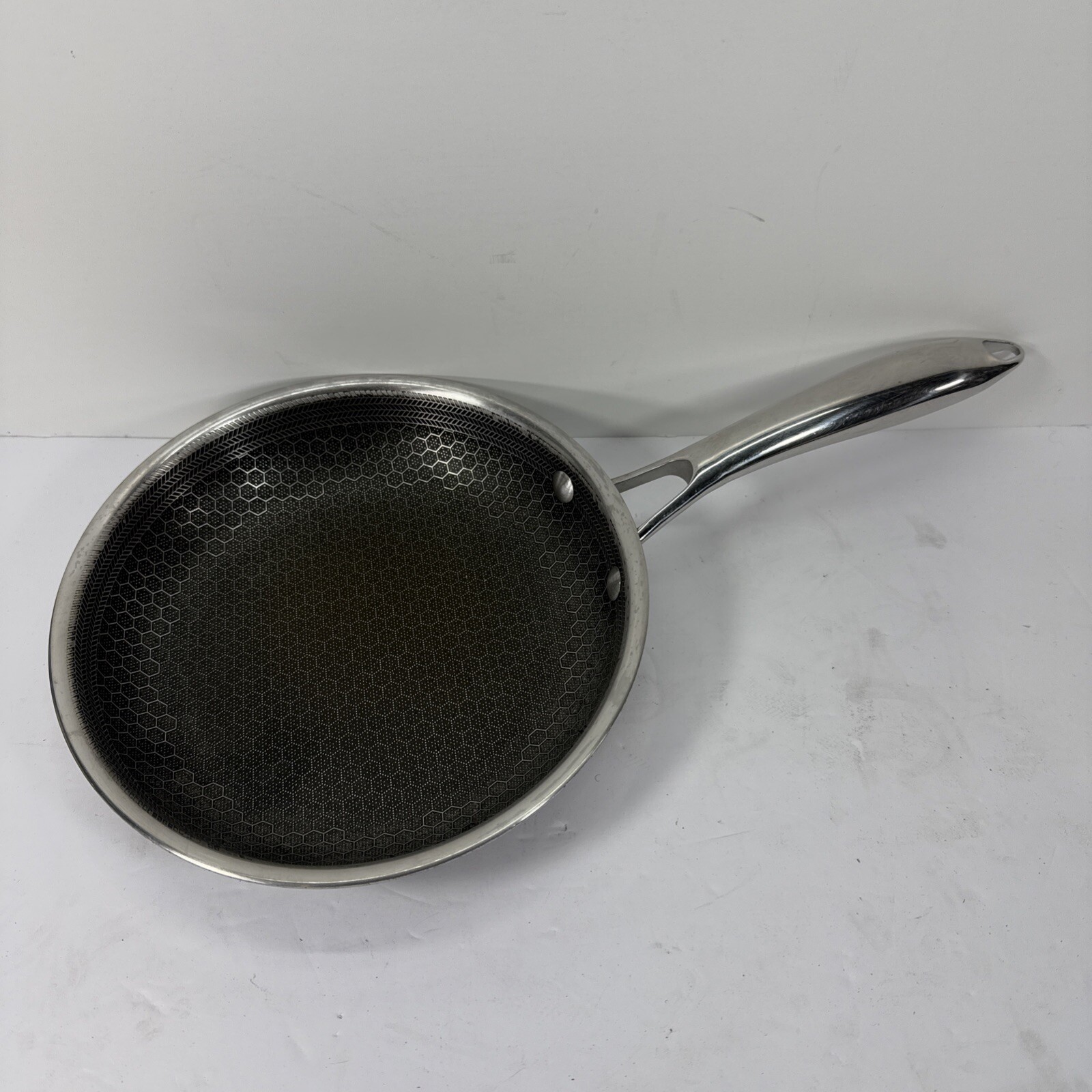 HEXCLAD 8″ Hybrid Fry Pan Stainless Steel Non-Stick Frying Pan (No Lid)