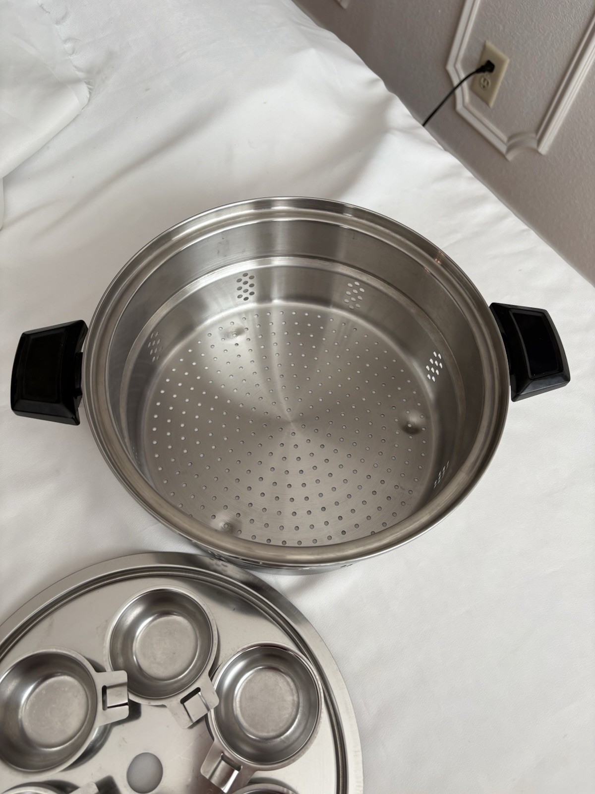 Kitchen Craft West Bend Stainless Steamer Strainer 6 Cup Egg Poacher Set⁠