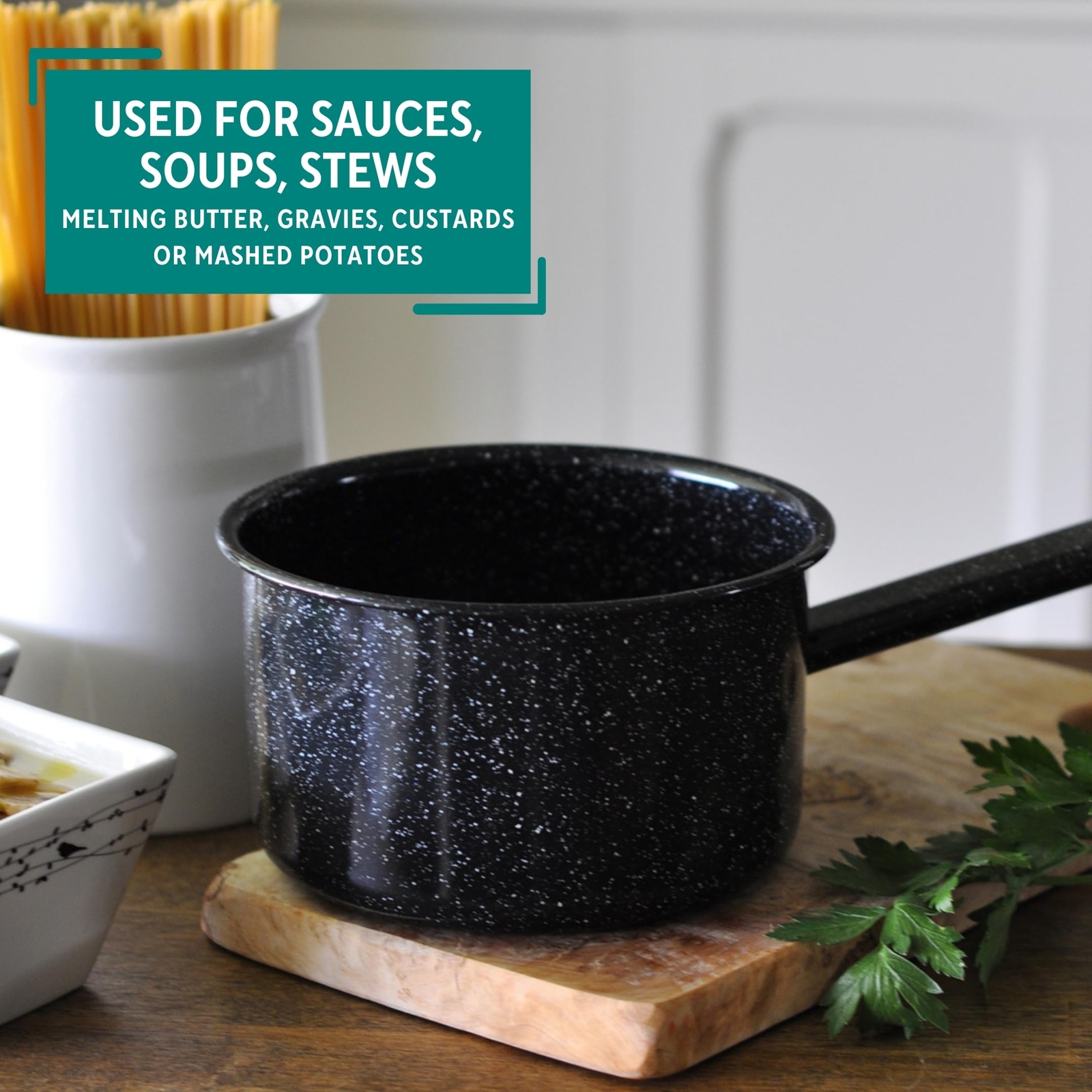 1.25qt Enamel Saucepan Black