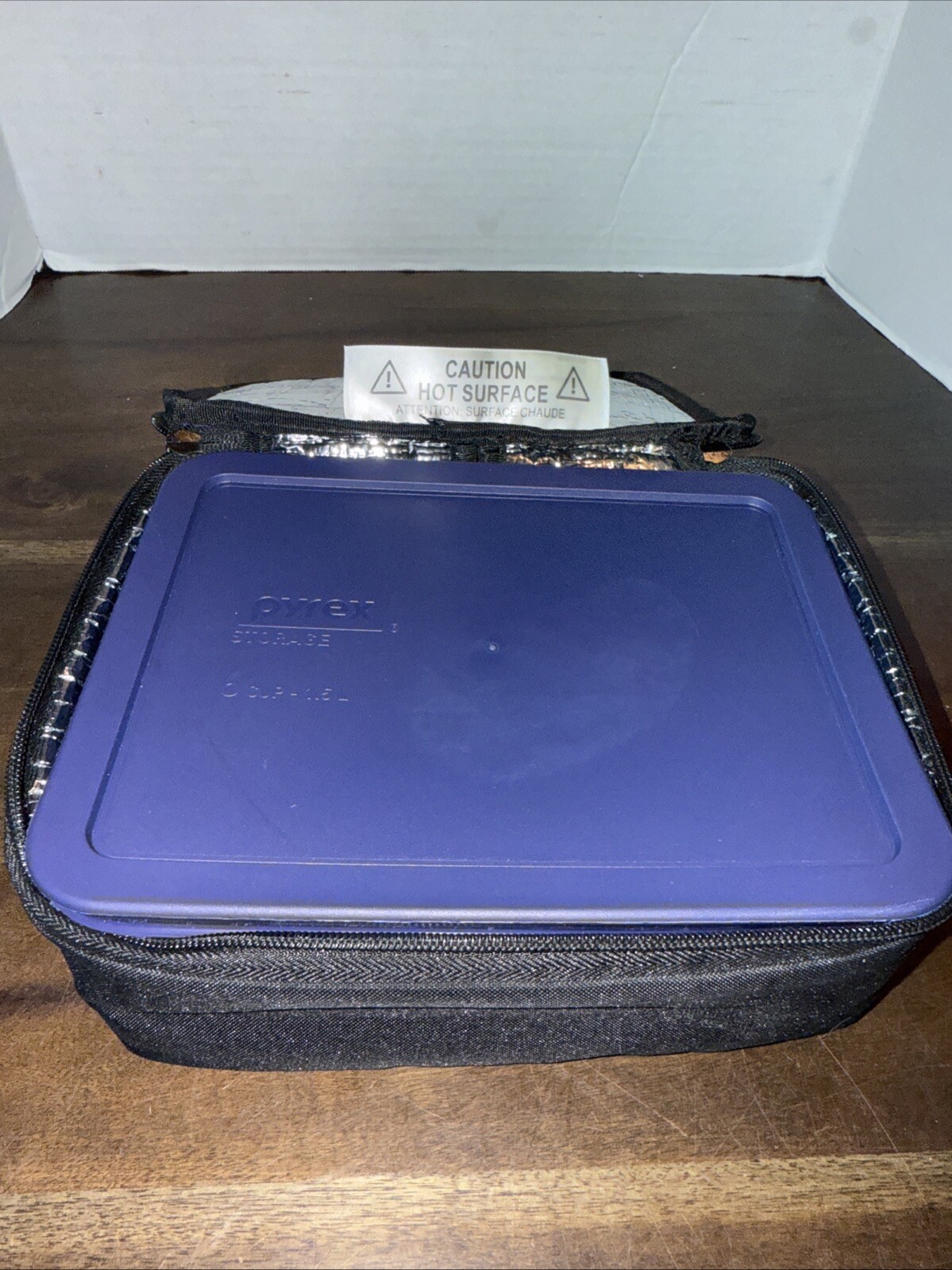 Hot Logic Mini Portable Oven Food Warmer Electric Lunch Box w Wall Plug & Pyrex