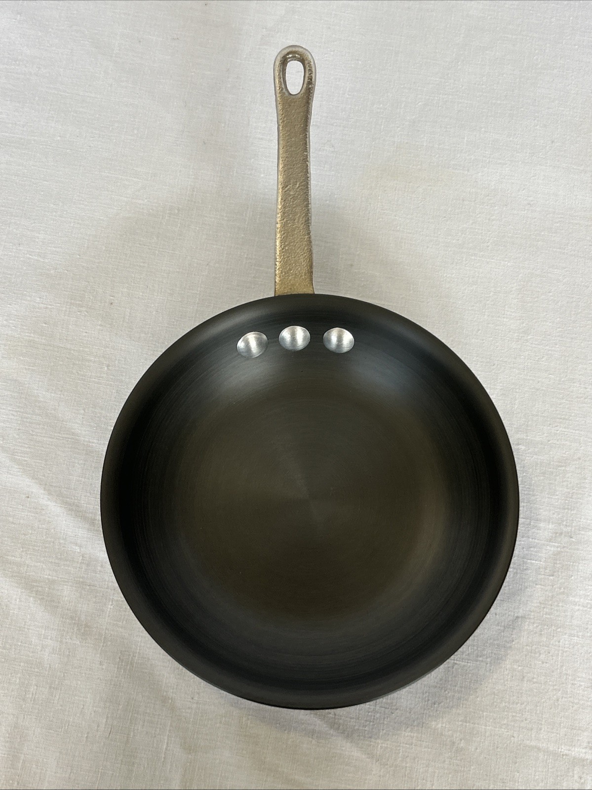 Vintage Calphalon 7″ Omelette Pan #1307/ C-10