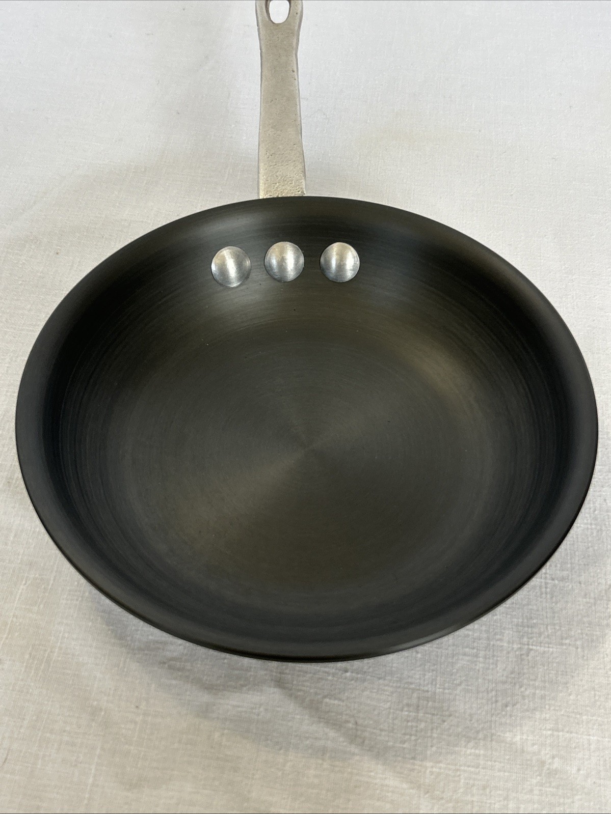 Vintage Calphalon 7″ Omelette Pan #1307/ C-10