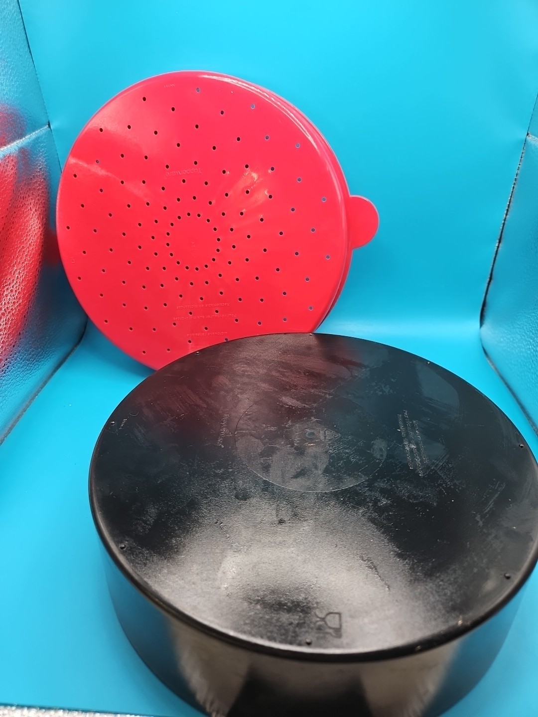 Tupperware Microsteamer 9″ black red microwave steamer cooker veggies rice 3 pc