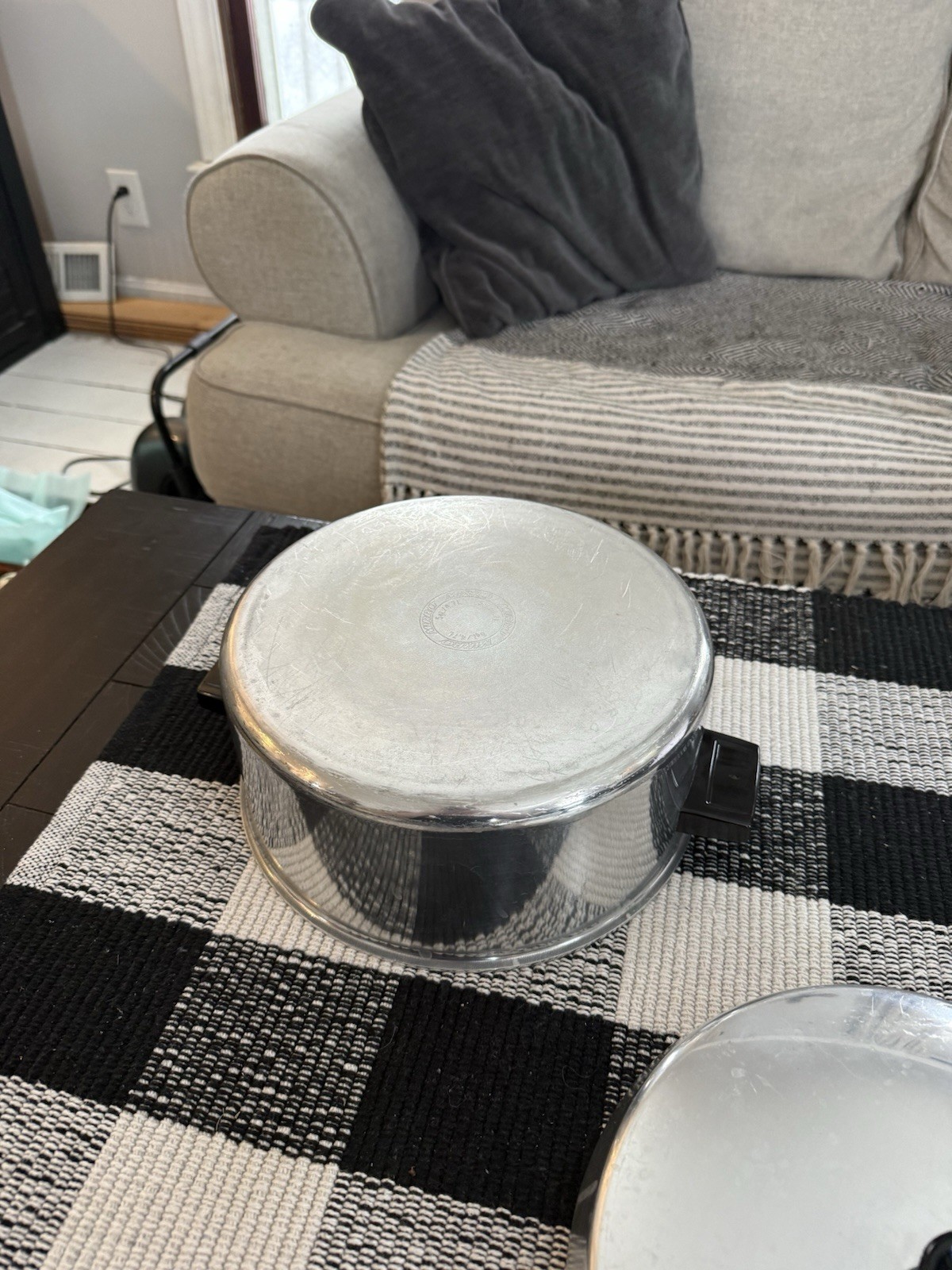 Wear-Ever Aluminum Non-Stick Stockpot Two-Piece Set with Lid Double Handle