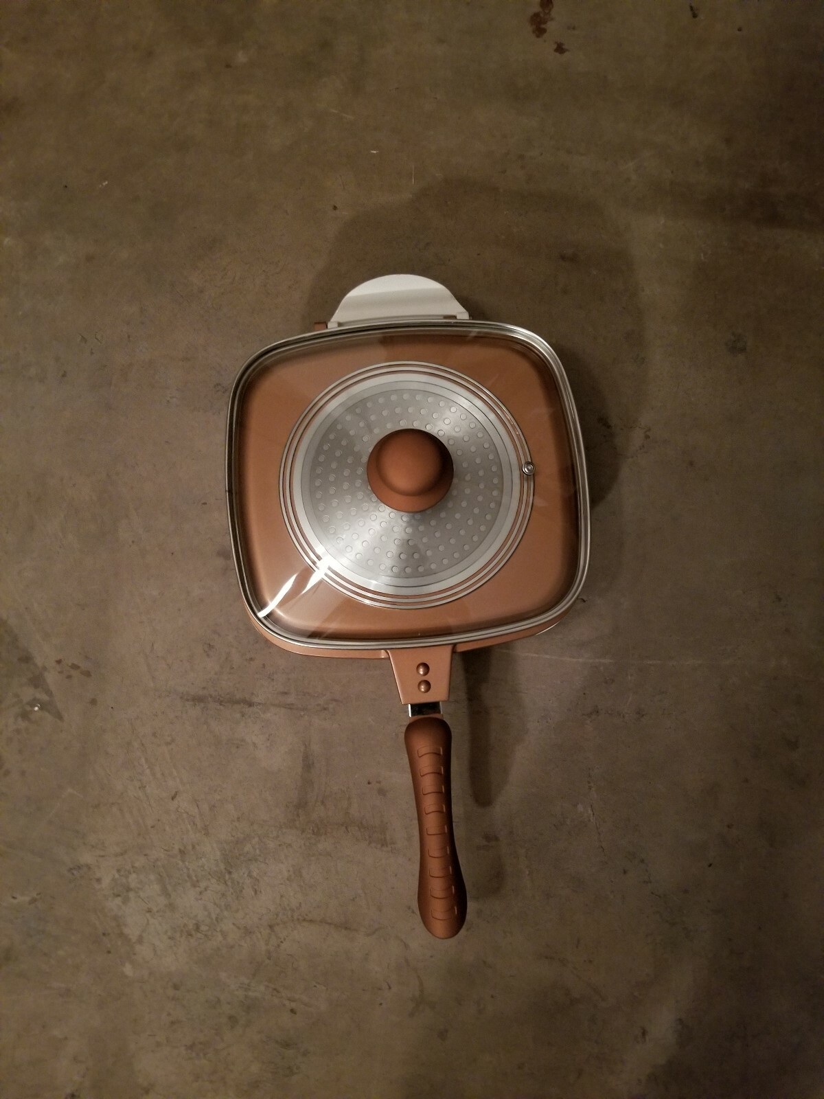 Cook’s Companion Cast Aluminum Junior Flip Pan in yellow.