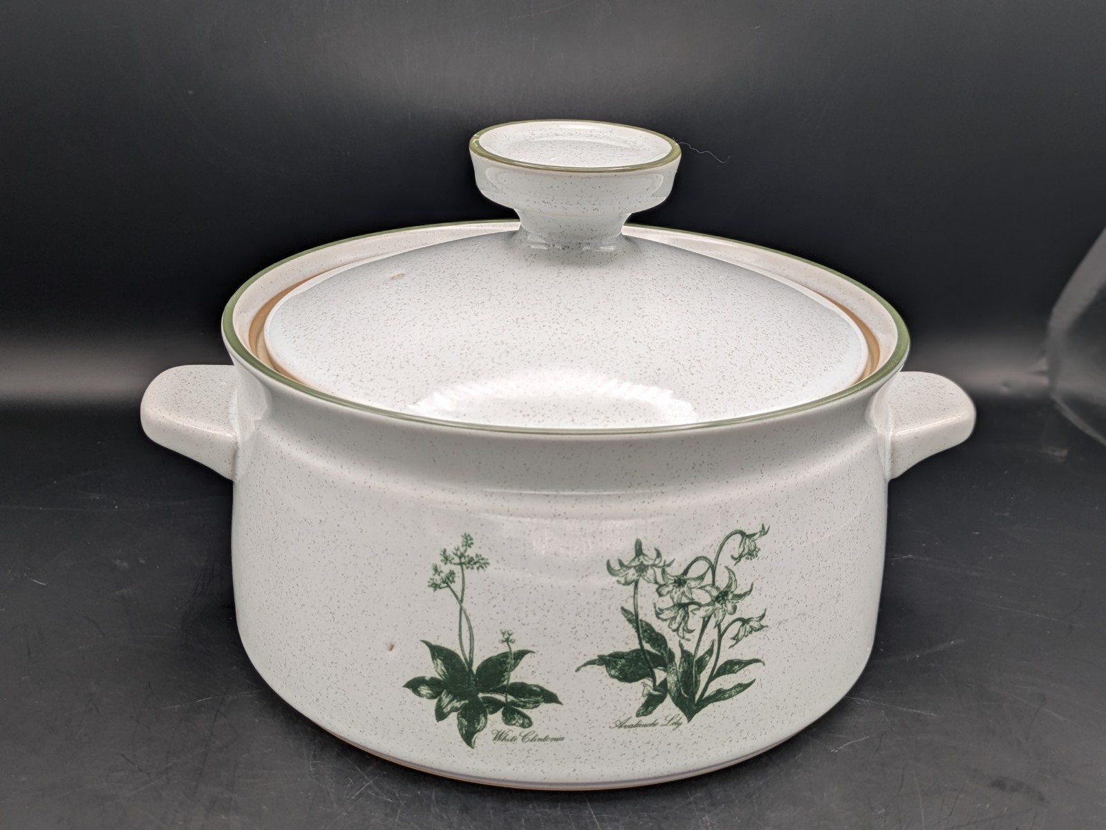 Noritake Stoneware Green Mountain Flowers 8343 Bean Pot 8″ x 6″